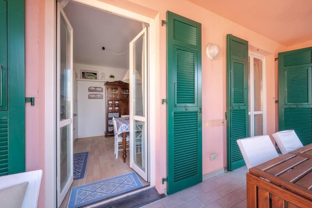 Seaview Cavi B. 100Mt Dal Mare Apartment Лаваня Екстериор снимка