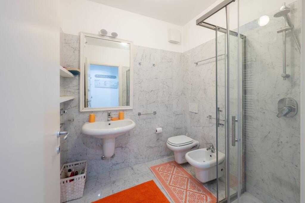 Seaview Cavi B. 100Mt Dal Mare Apartment Лаваня Екстериор снимка